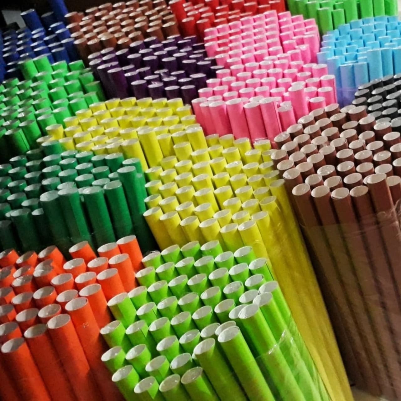 Kertas Karton Asturo 1 Warna Ukuran 40x60  